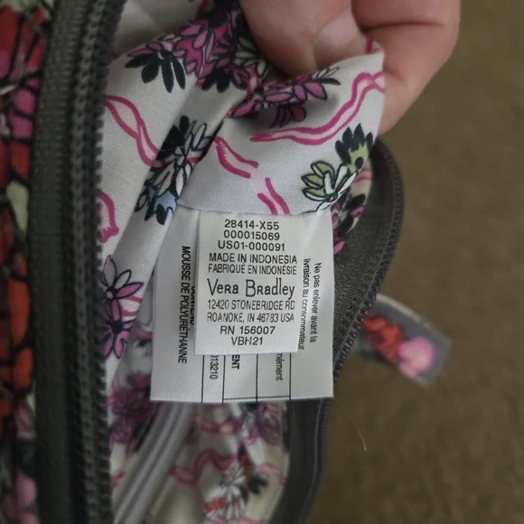 Vera Bradley- Hope Blooms- Gray- Crossbody Bag- RFID- Little Hipster- NWOT - Picture 4 of 7